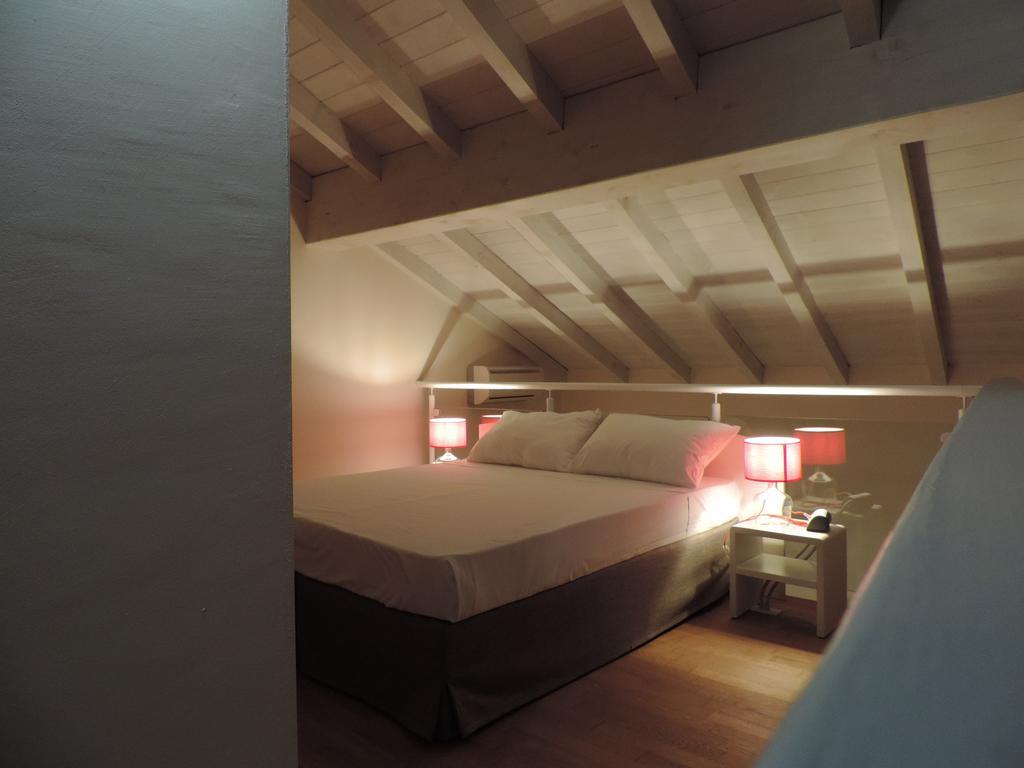 Residence Al Sociale Mantova Rom bilde