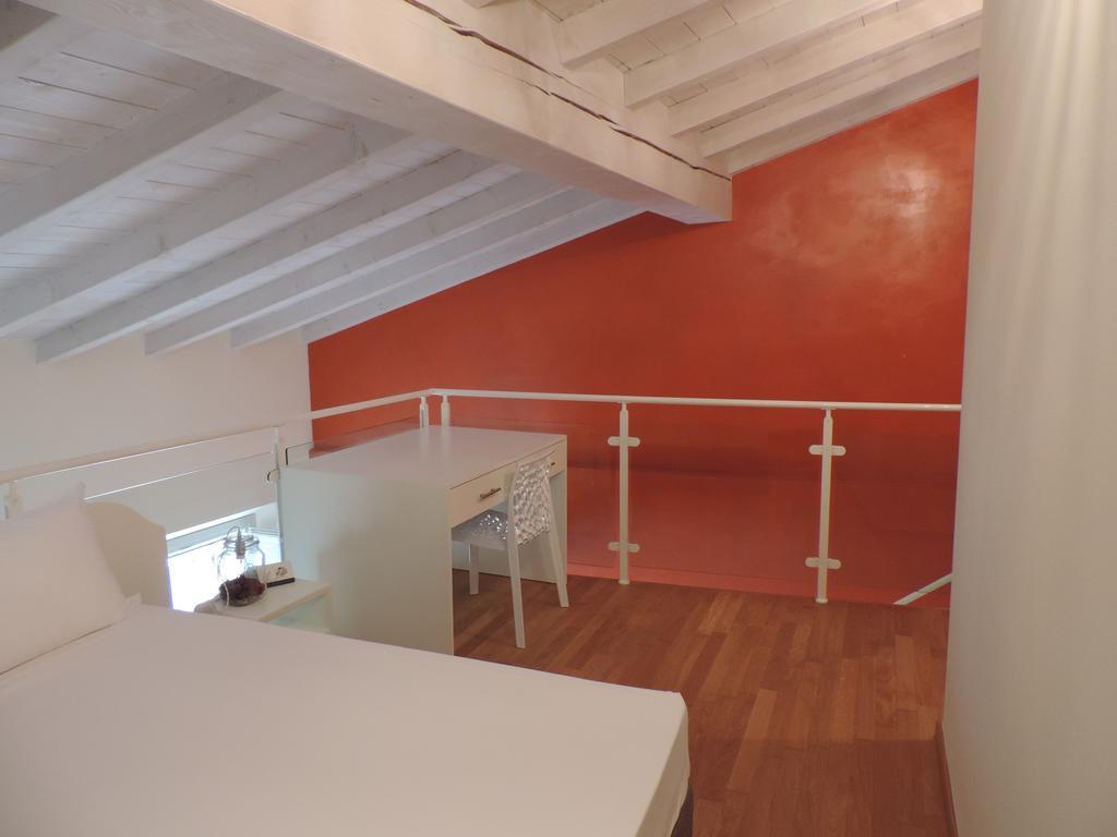 Residence Al Sociale Mantova Rom bilde